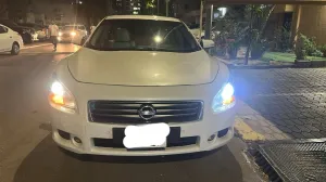 2015 Nissan Maxima in dubai
