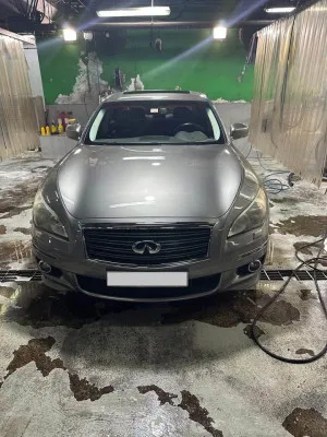 2012 Infiniti M37 in dubai