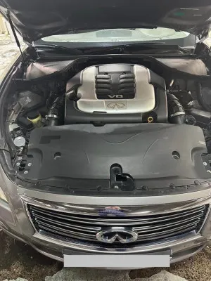 2012 Infiniti M37