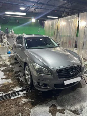 2012 Infiniti M37