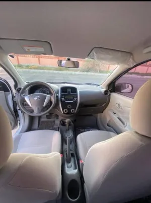 2015 Nissan Sunny