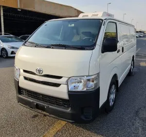 2023 تويوتا هياس in dubai