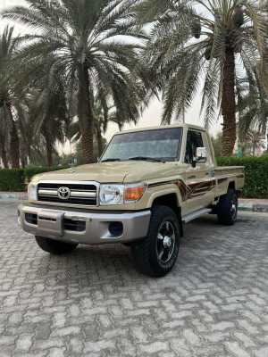 2014 Toyota Land Cruiser Pickup in dubai