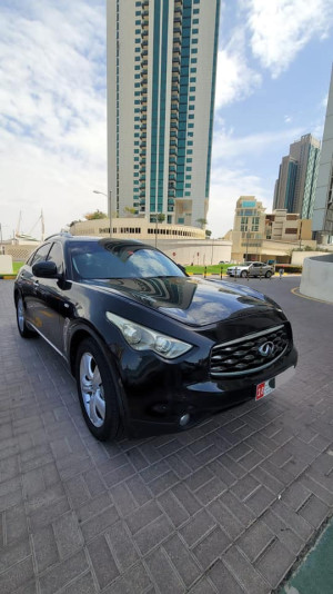 2009 Infiniti FX35 in dubai