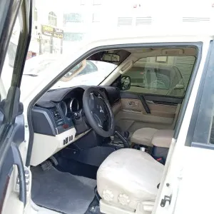 2011 Mitsubishi Pajero