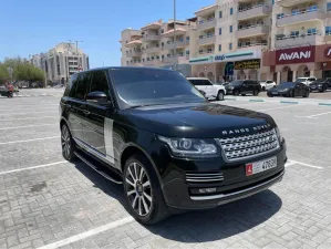 2015 Land Rover Range Rover in dubai