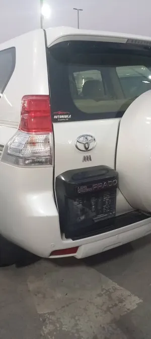 2013 Toyota Prado