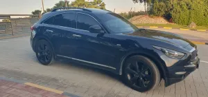 2020 Infiniti QX70