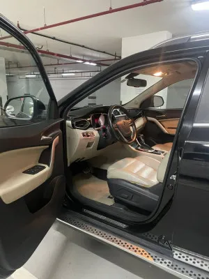 2016 MG GS