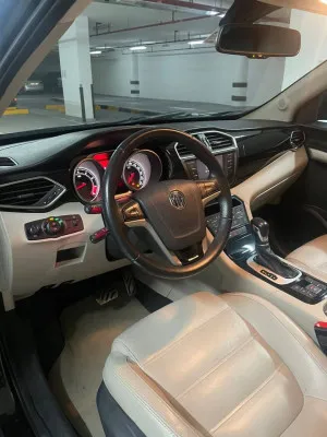 2016 MG GS