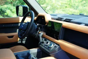 2025 Land Rover Defender