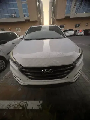 2017 هيونداي توسان in dubai