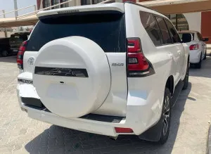 2023 Toyota Prado