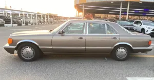1990 Mercedes-Benz 500 560