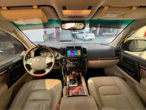 2014 Toyota Land Cruiser