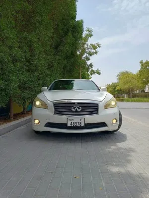 2013 Infiniti M37 in dubai