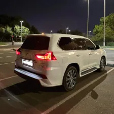 2018 Lexus LX 570