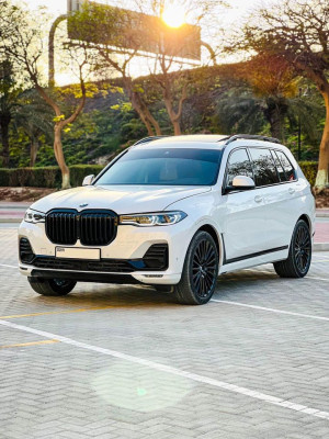 2020 BMW X7 in dubai