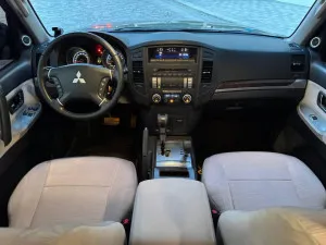 2011 Mitsubishi Pajero