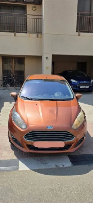 2015 فورد فيستا in dubai