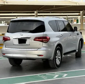 2017 Infiniti QX80