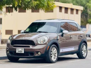 2013 Mini Countryman in dubai