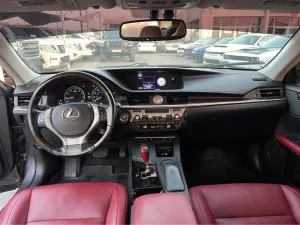 2013 لكزس ES - اي اس