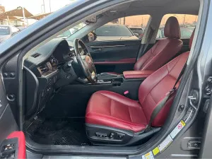 2013 لكزس ES - اي اس