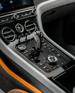 2025 Bentley Continental