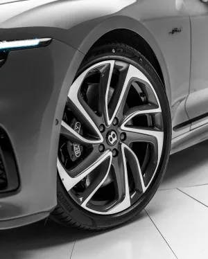 2025 Bentley Continental