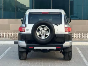 2008 تويوتا أف جي كروزر