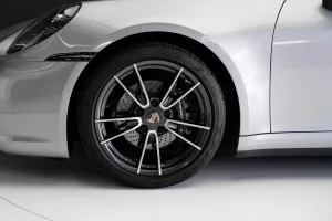 2024 Porsche 911 Carrera