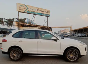 2017 Porsche Cayenne in dubai