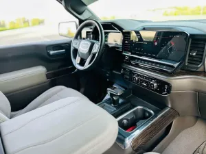 2023 GMC Sierra