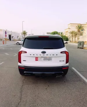 2021 كيا تيلورايد