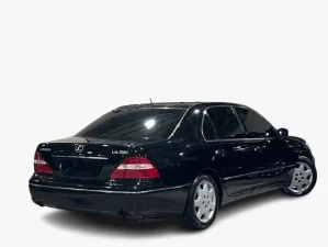 2005 Lexus LS 460