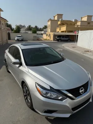 2016 Nissan Altima in dubai