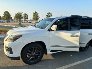 2011 Lexus LX 570