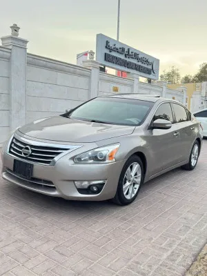 2015 نيسان آلتيما in dubai