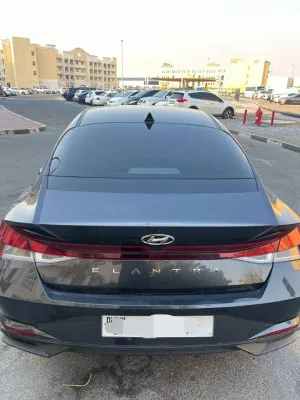 2021 هيونداي النترا