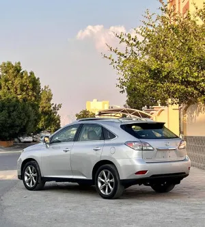 2011 لكزس ار آكس