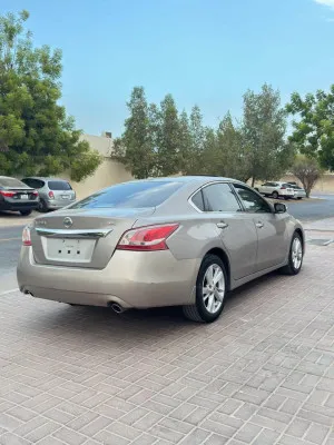 2015 نيسان آلتيما