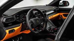 2024 Lamborghini URUS
