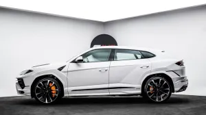 2024 Lamborghini URUS