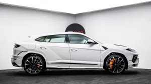 2024 Lamborghini URUS