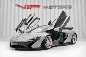 2014 McLaren P1 in dubai