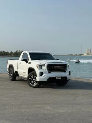 2021 GMC Sierra in dubai