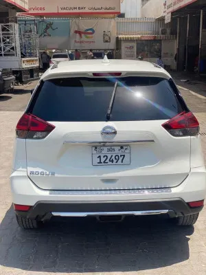 2018 نيسان روج