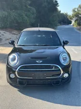 2018 Mini Convertible in dubai