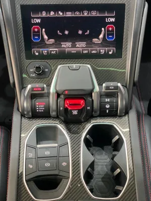 2022 Lamborghini URUS